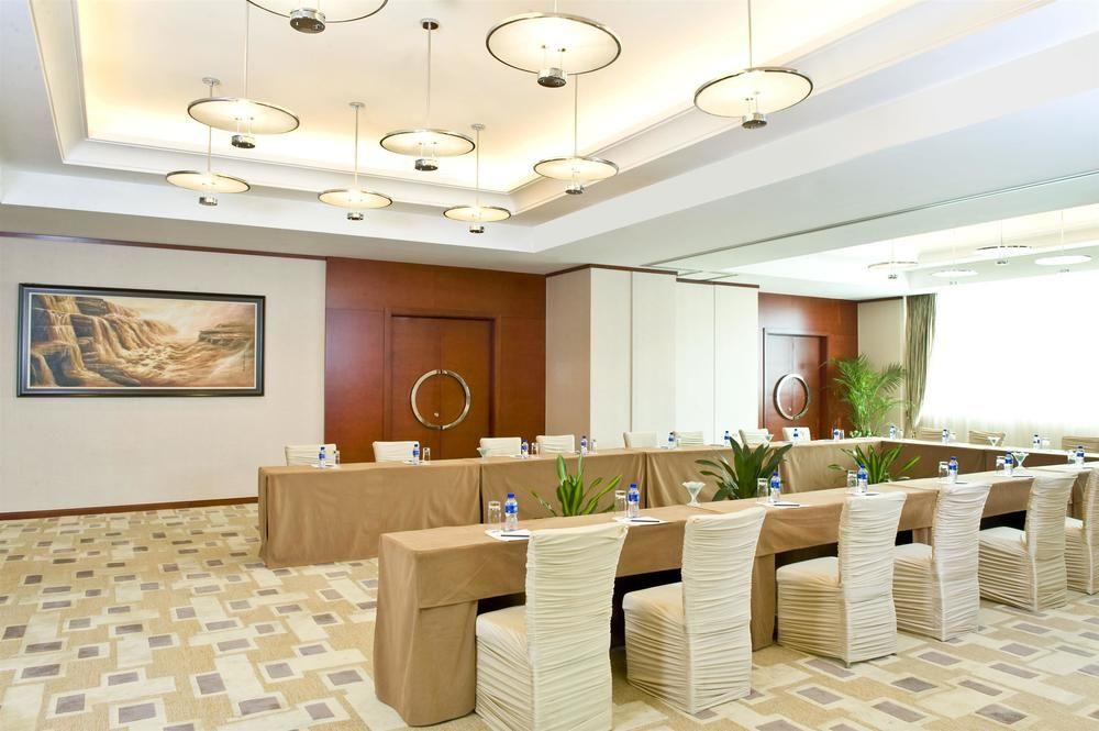 Four Points By Sheraton Beijing, Haidian Экстерьер фото